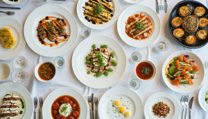 découvrez nos conseils pratiques pour organiser un brunch de mariage mémorable avec l'aide de votre traiteur. de la sélection des plats à la décoration, apprenez à créer une expérience gastronomique unique qui ravira vos invités et rendra votre grand jour inoubliable.