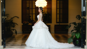 découvrez les différences entre le reportage photo et la photographie posée pour votre mariage. choisissez le style qui correspond le mieux à votre vision et immortalisez chaque moment de votre journée spéciale avec authenticité ou élégance.